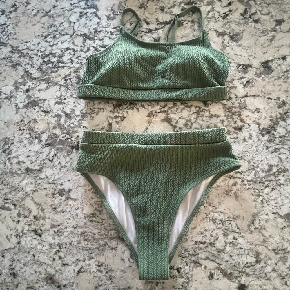 Green Ribbed Bikini Set - Picture 7 of 10